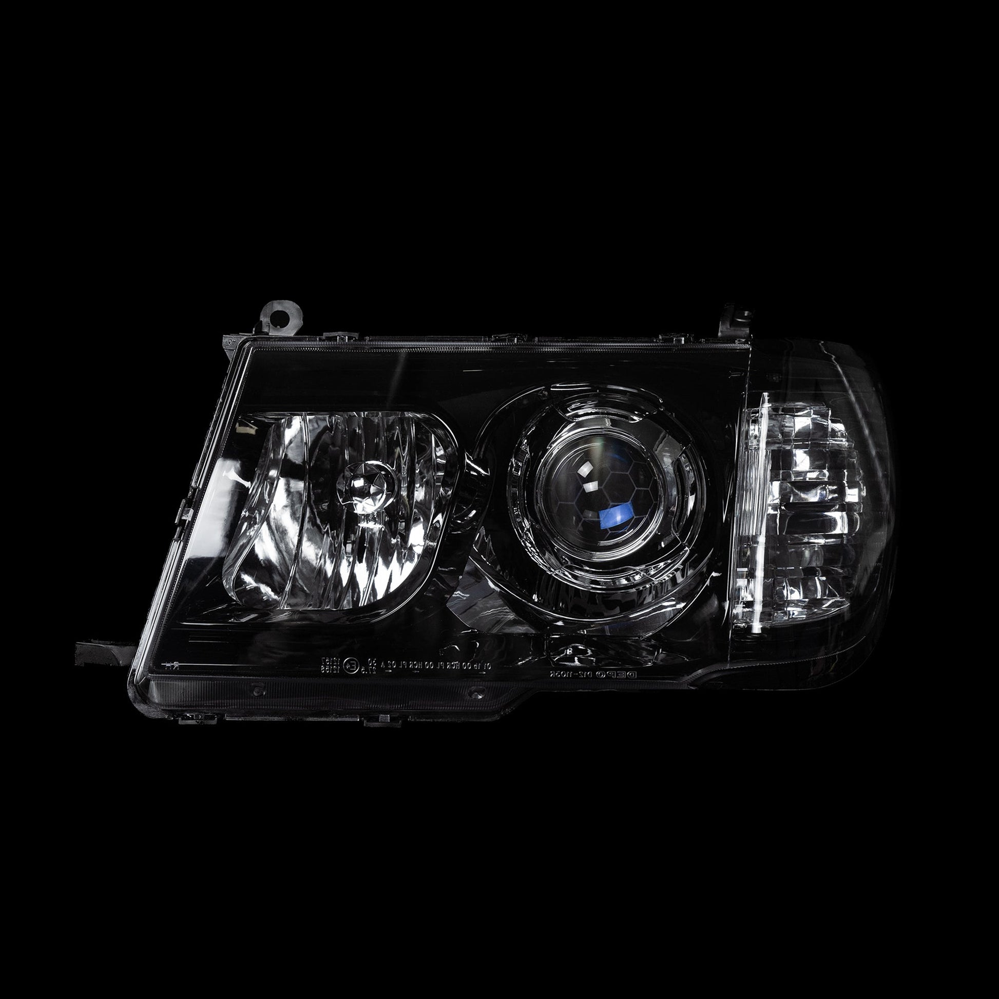 OEM+ Headlights to suit Toyota 100/105 Series - Bushdoof Lighting