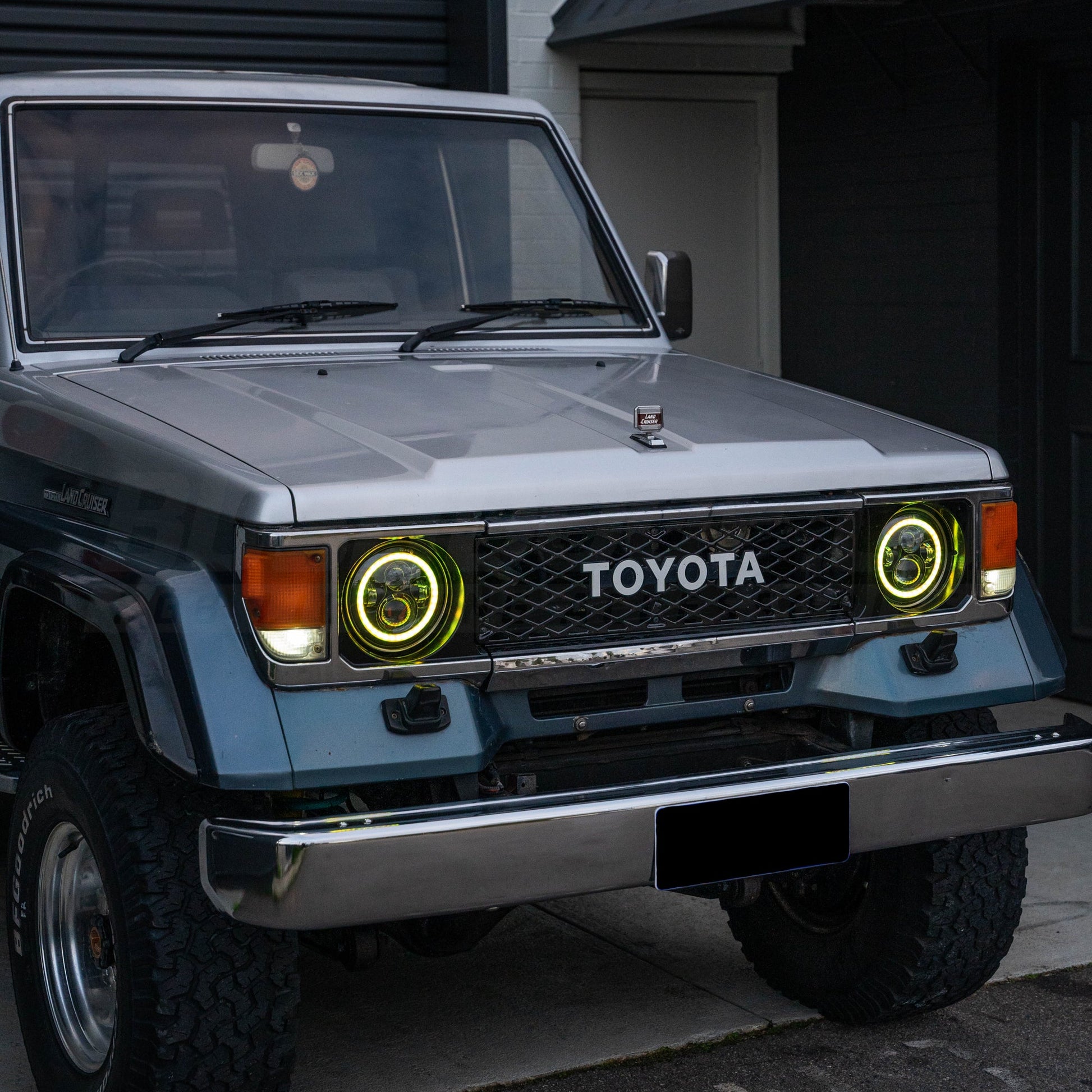 7" 'Halo' LED Colour Chasing Headlights - Bushdoof Lighting