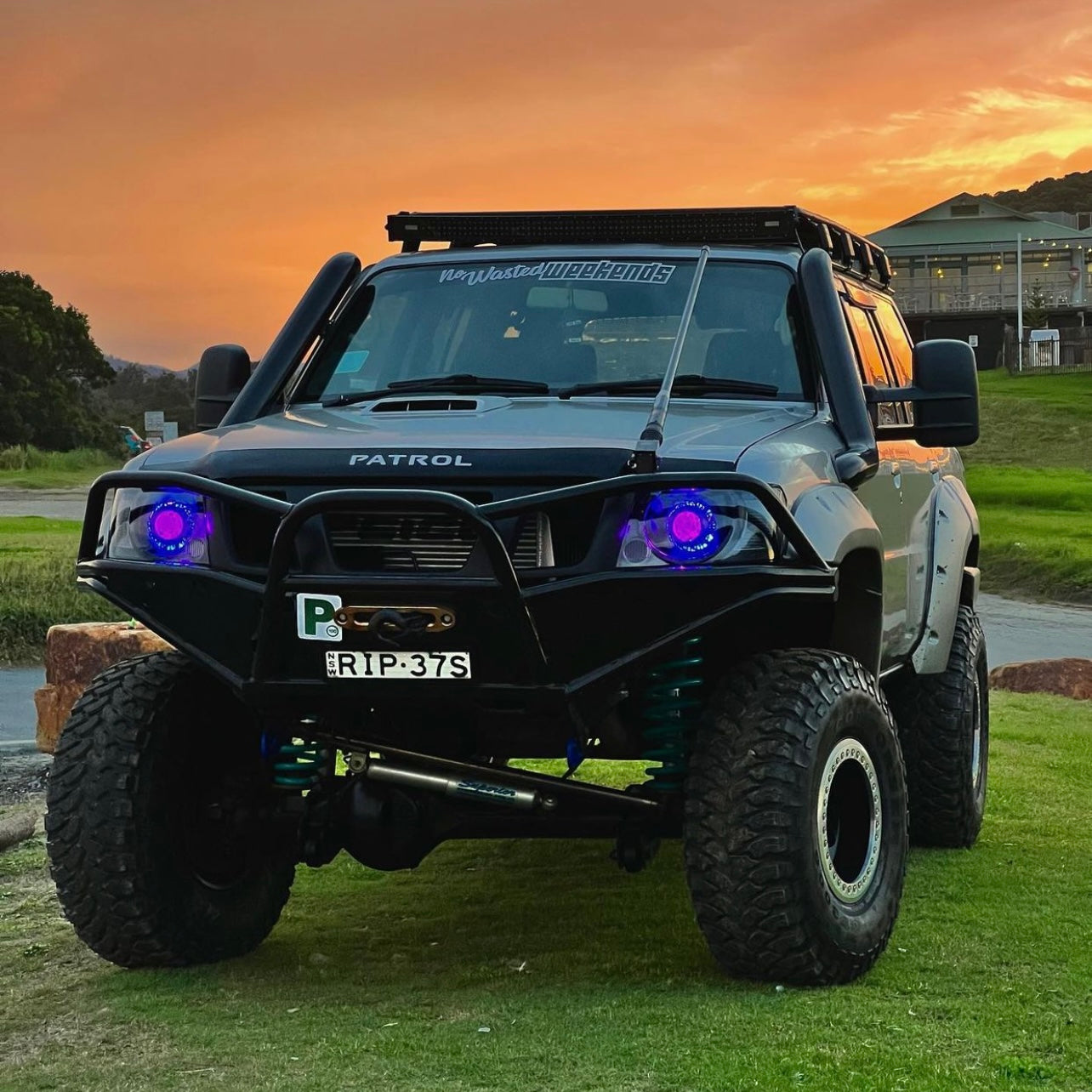 LED Whip Lights 4WD | RGB Light Up & Glow Aerials – Bushdoof Lighting