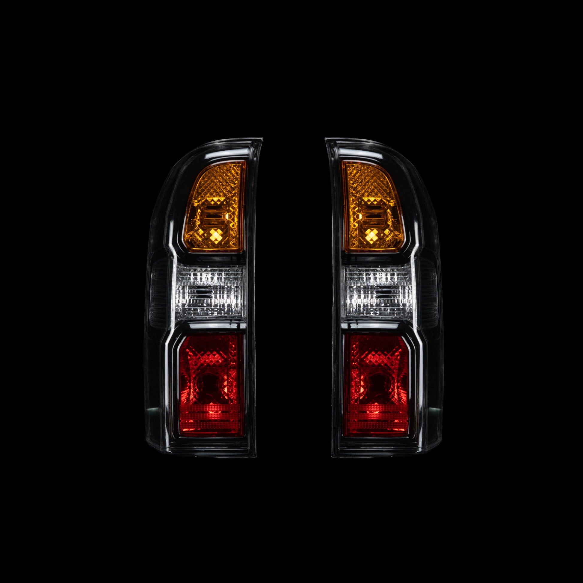 Dubai Style Tail Lights for Nissan GU S4 Patrol Y61 - Bushdoof Lighting