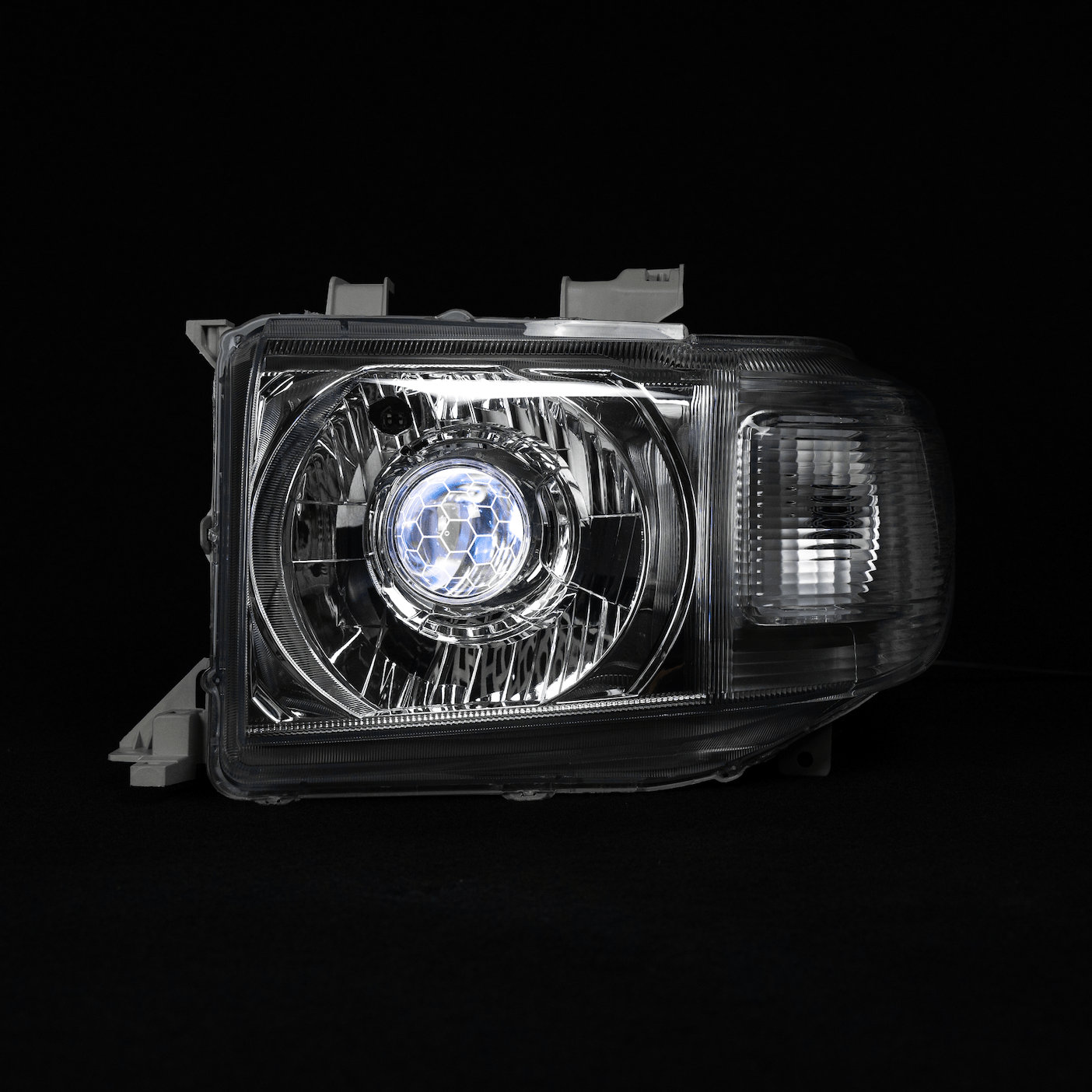 Toyota 70 series OEM+ Headlights - Bushdoof Lighting