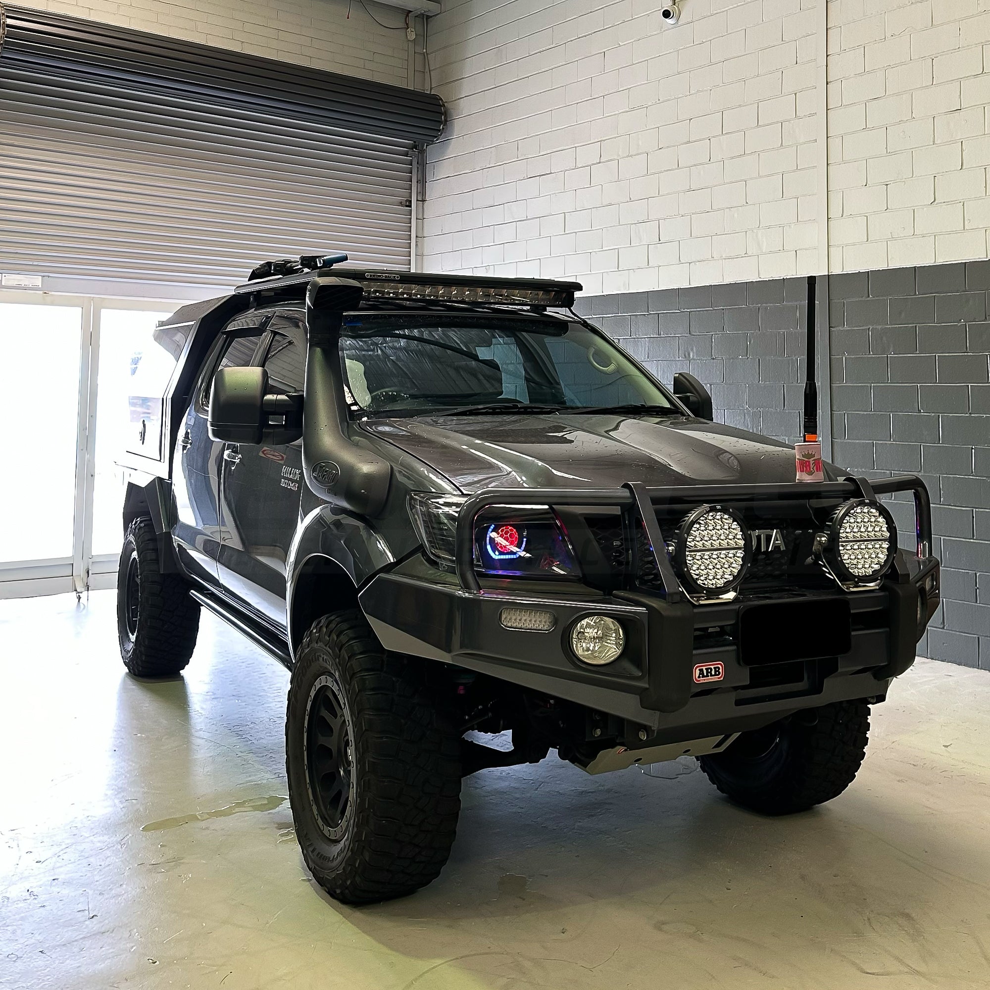 Toyota Hilux N70 Bi-LED Projector Headlights - Bushdoof Lighting